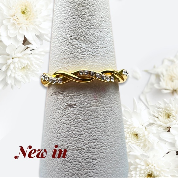 Jewelry - 18k gold plated S925 silver twist “infinity” ring with encrusted CZ diamonds